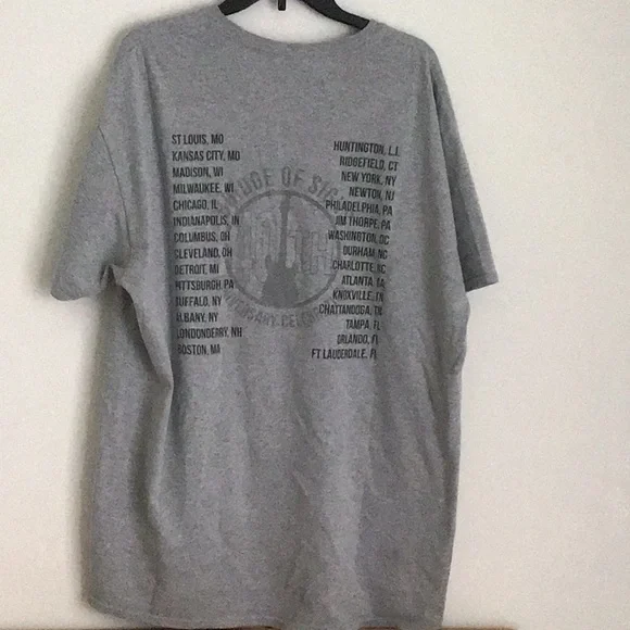 Gildan Gray Robin Trower Short Sleeve Tee Vintage Design XL - Picture 3 of 4